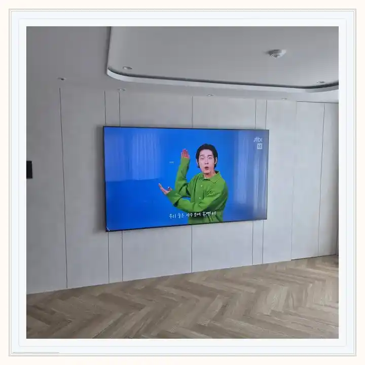 벽걸이TV 거치대 참고 사진 · 신도림역동문디이스트 설치 조건