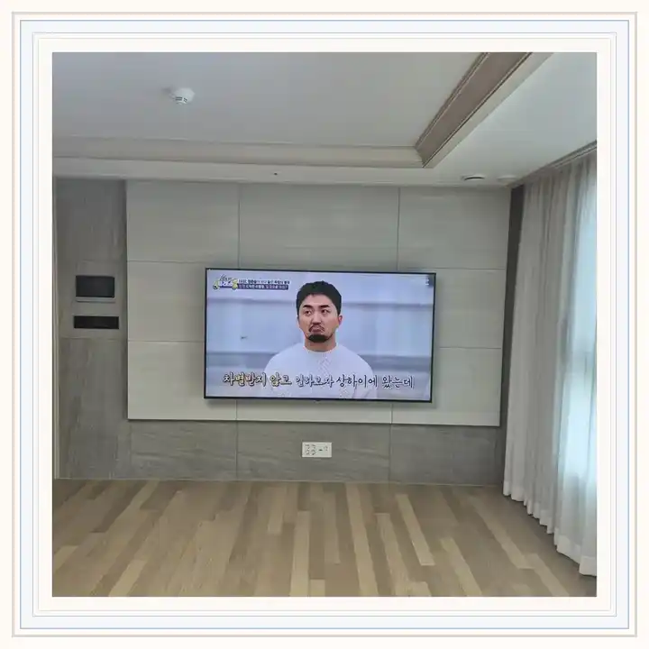 벽걸이TV 거치대 참고 사진 · 에피소드수유838 설치 조건